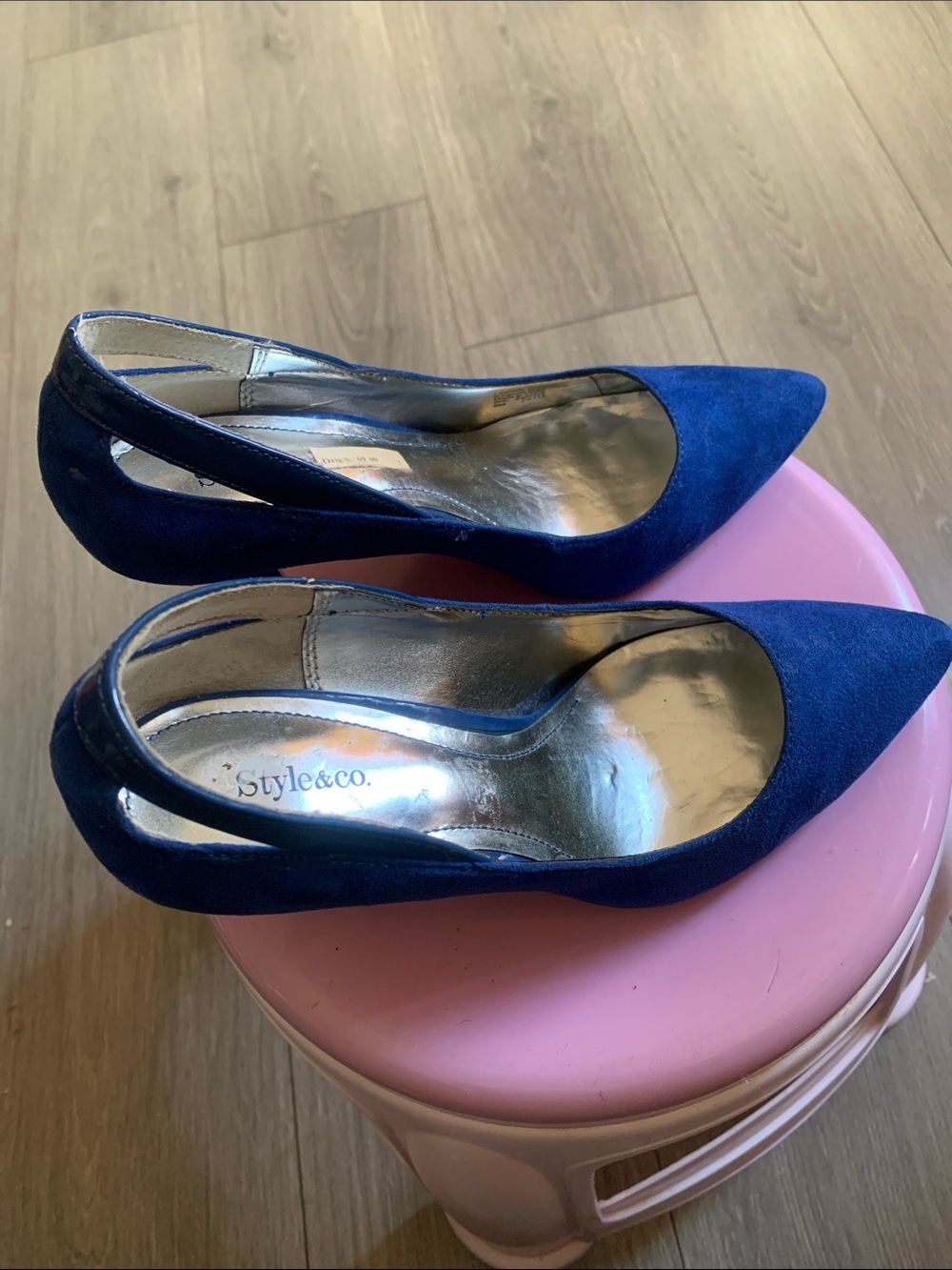 Style & Co. Cobalt Pointed Toe Suede Pumps - Picture 4 of 6